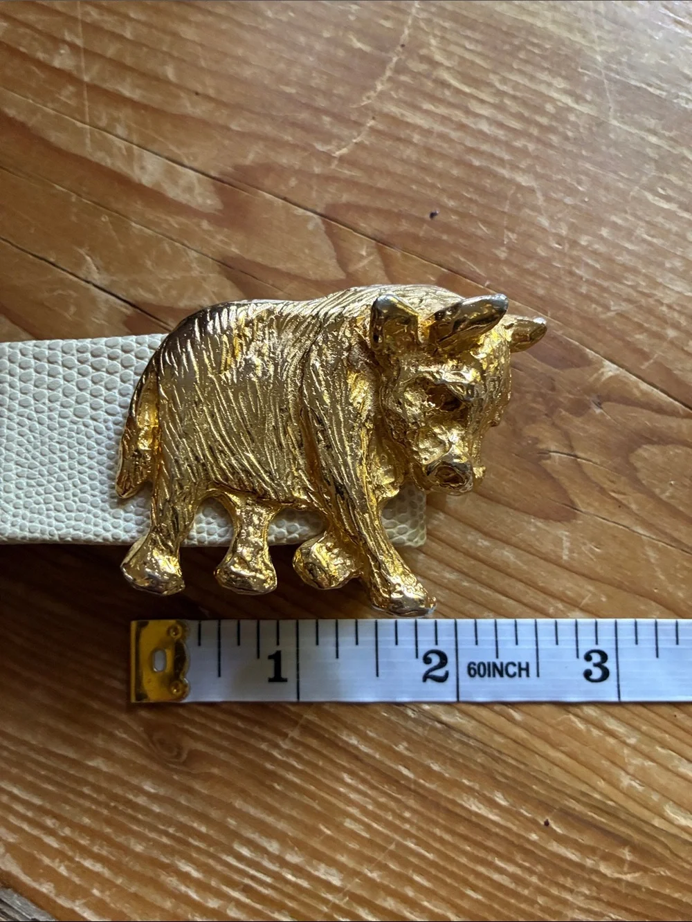 Vintage 70’s Mimi Gold Wall Street Bear Bull Cream Faux Leather Adjustable Belt